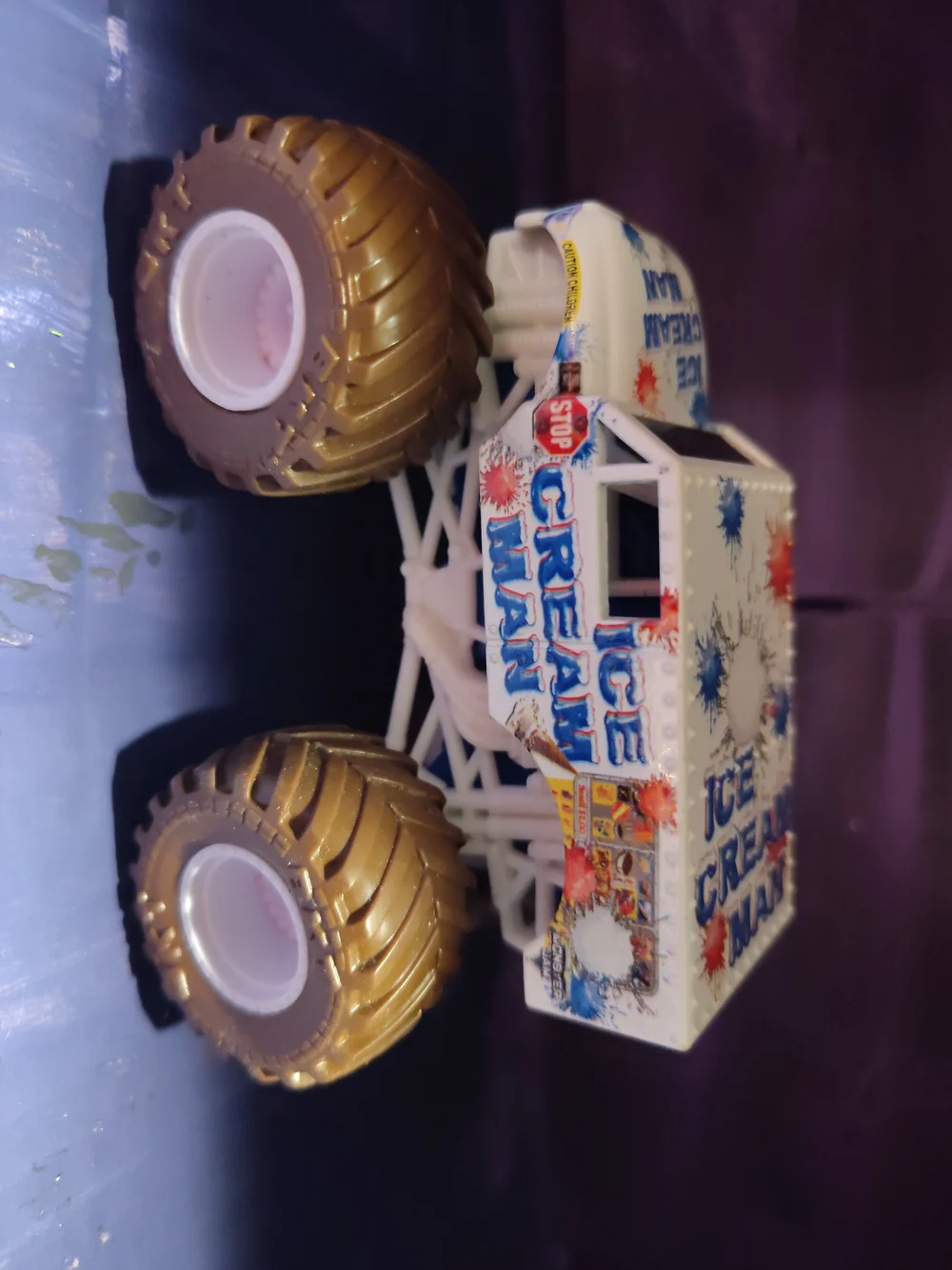 Ice cream Man Monster Jam (Htf) Truck / Bent Rods